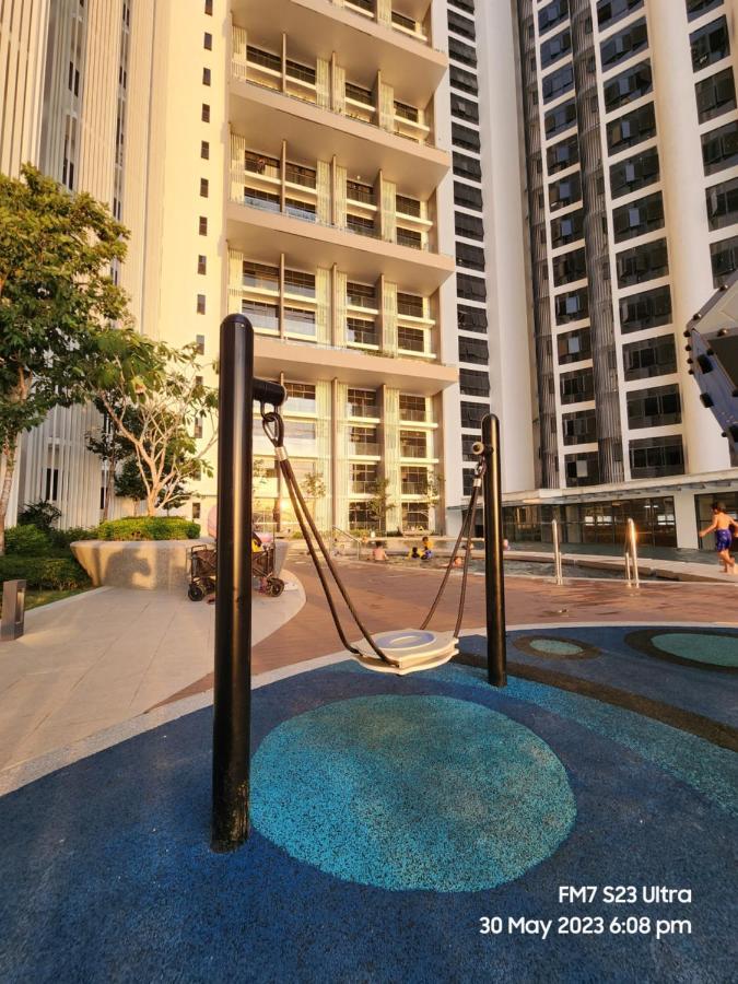 Seaview Luxury Suites At The Shore Kota Kinabalu Exterior foto