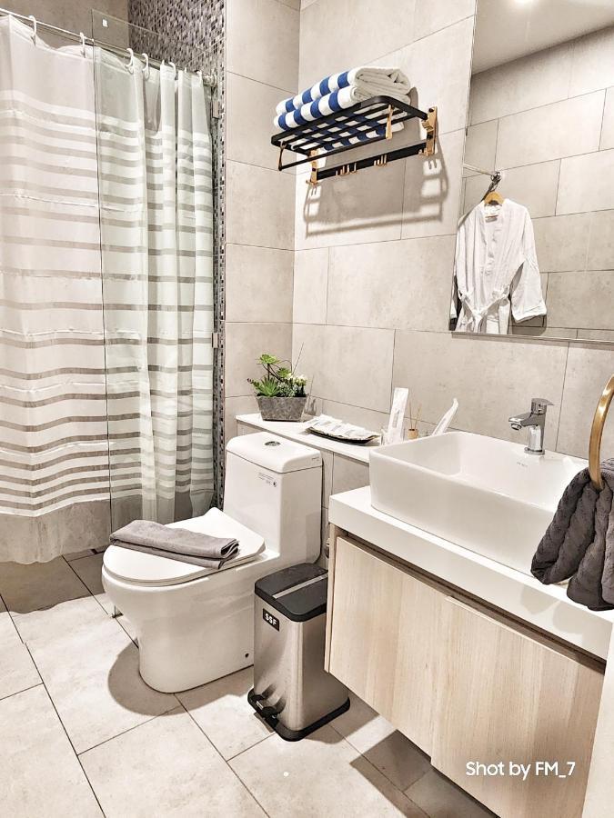 Seaview Luxury Suites At The Shore Kota Kinabalu Exterior foto