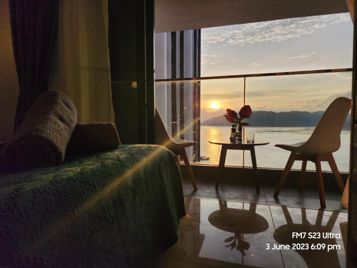 Seaview Luxury Suites At The Shore Kota Kinabalu Exterior foto